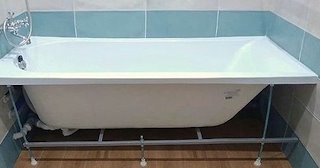 Установка акриловой ванны в Костроме - Профессиональный монтаж от СантехДомКст от 4122 рублей.