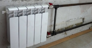 Установка биметаллических радиаторов отопления в квартире в Костроме - от 2061 руб.